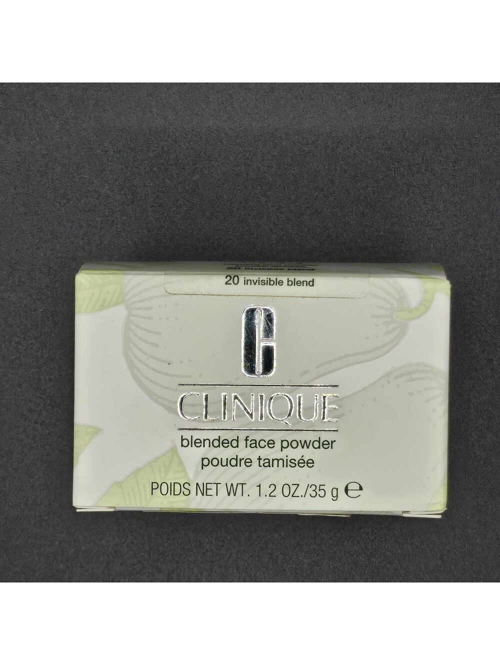 Clinique Blended Face Powder in shade 20 Invisible Blend (1.2 oz / 35 g)
